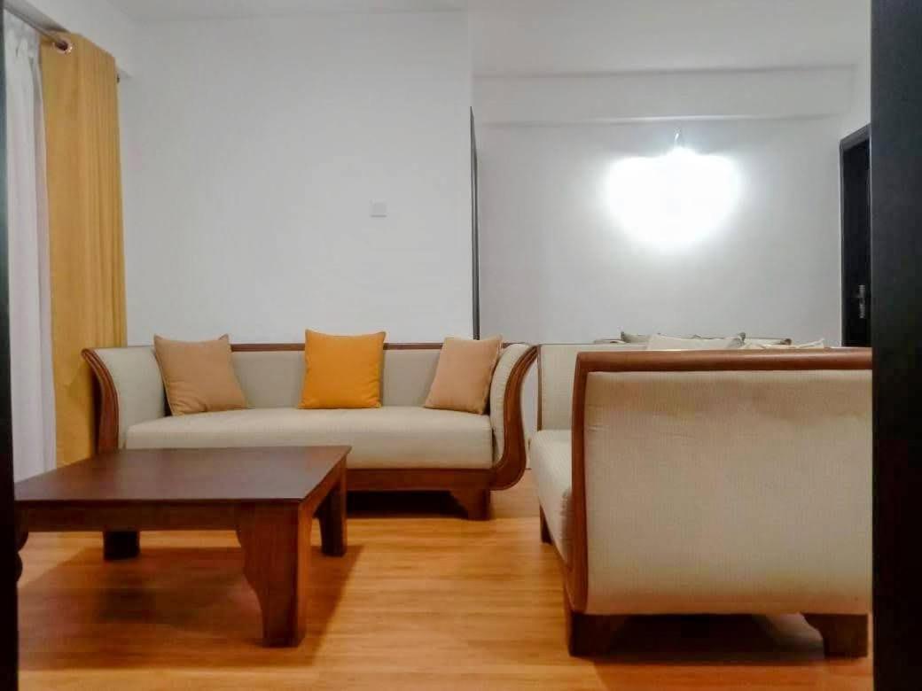 Nuwaraeliya Penthouse Apartment With Pool & Panaromic Views Nuwara Eliya Luaran gambar